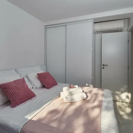 Brand New Apartment S & U Ragusa Esterno foto