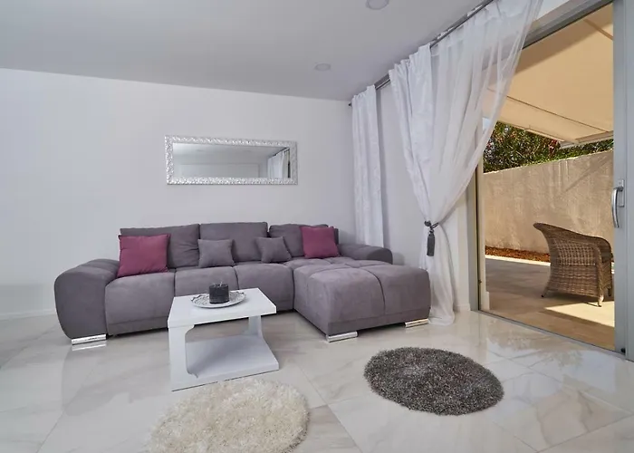 Brand New Apartment S & U